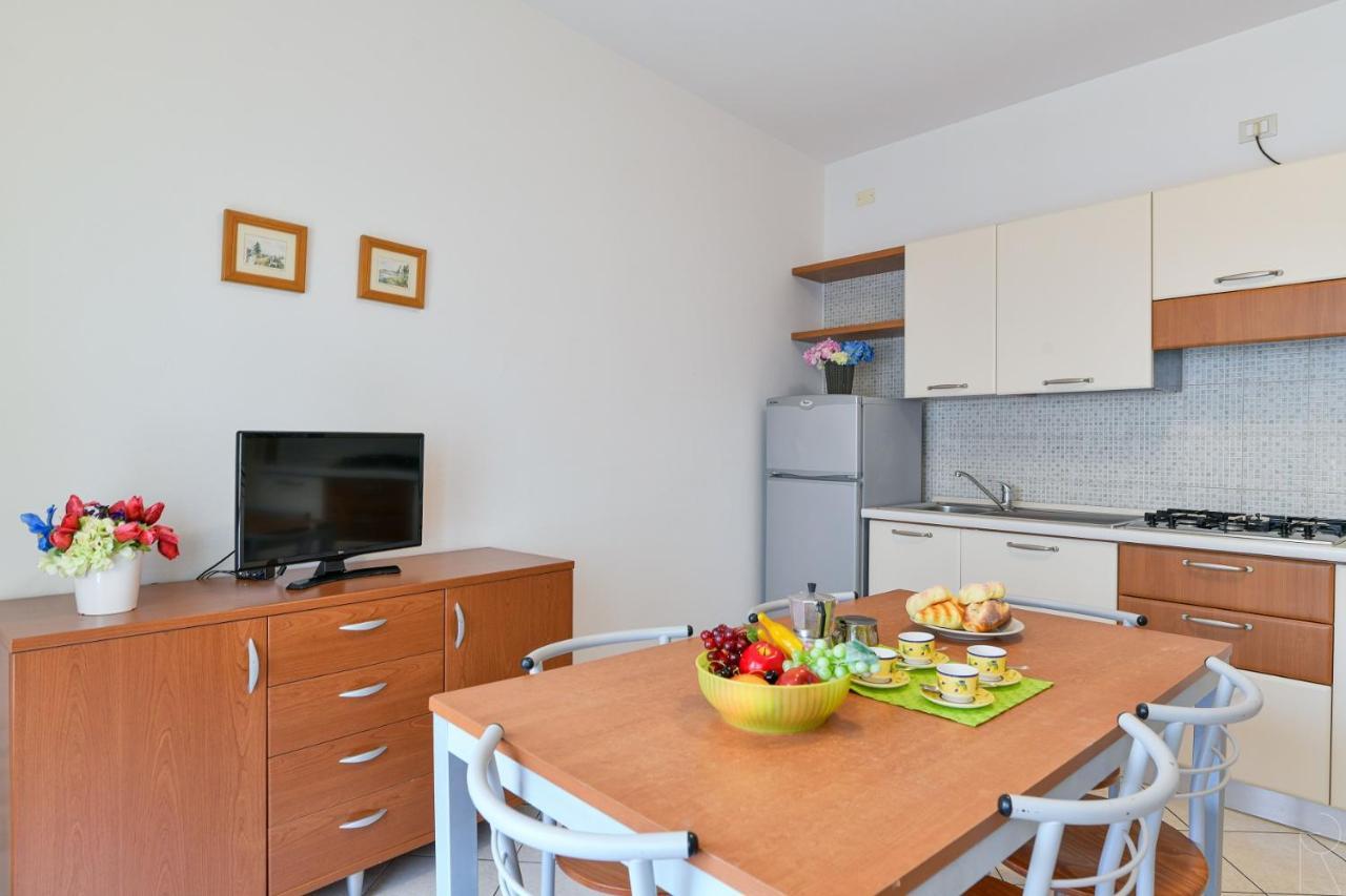 Stella D'Oro Apartment Caorle Exterior foto